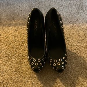 Aldo pumps USED size 7